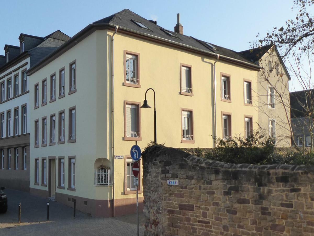 Ferienwohnung An Den Kaiserthermen Трир Екстериор снимка